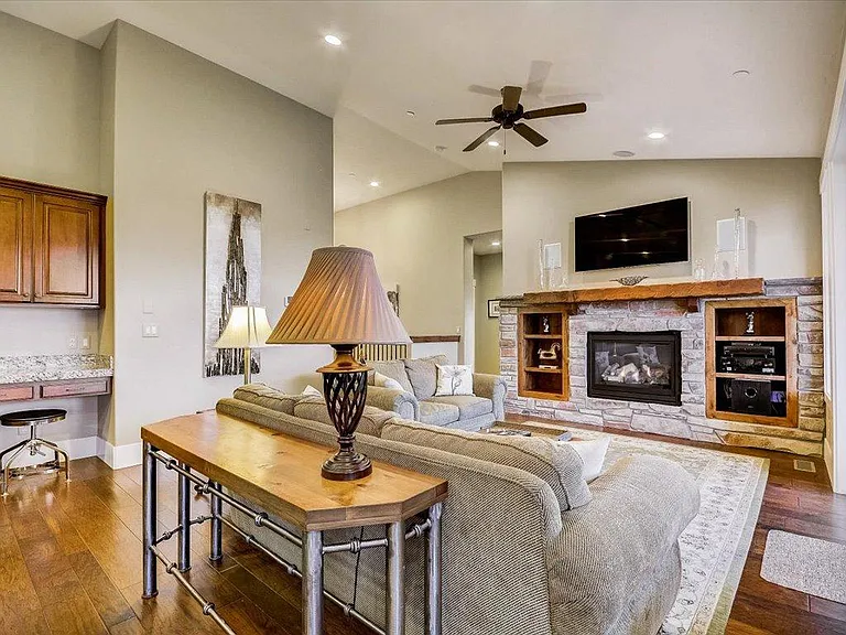 10223 N Rustler Ct — Photo 5
