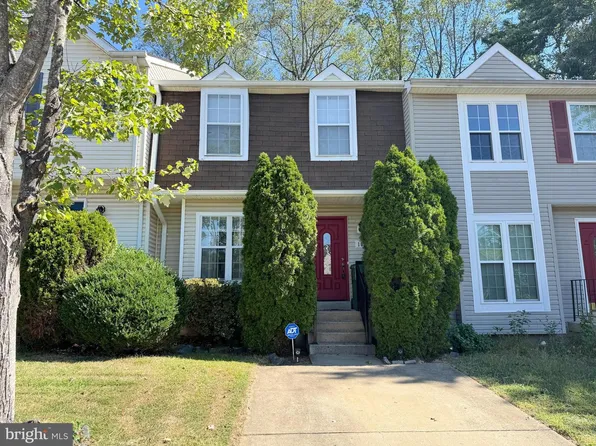 105 Staunton Ct, Stafford, VA 22554
