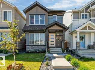 9445 Colak Ln SW, Edmonton, AB T6W 5G7