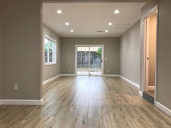 3rd image of 2344 Palmira Way