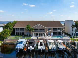 4206 SE 20th Pl APT 101, Cape Coral, FL 33904