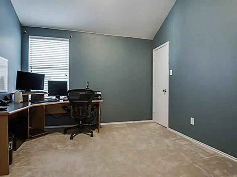 10205 Benwick Dr — Photo 18