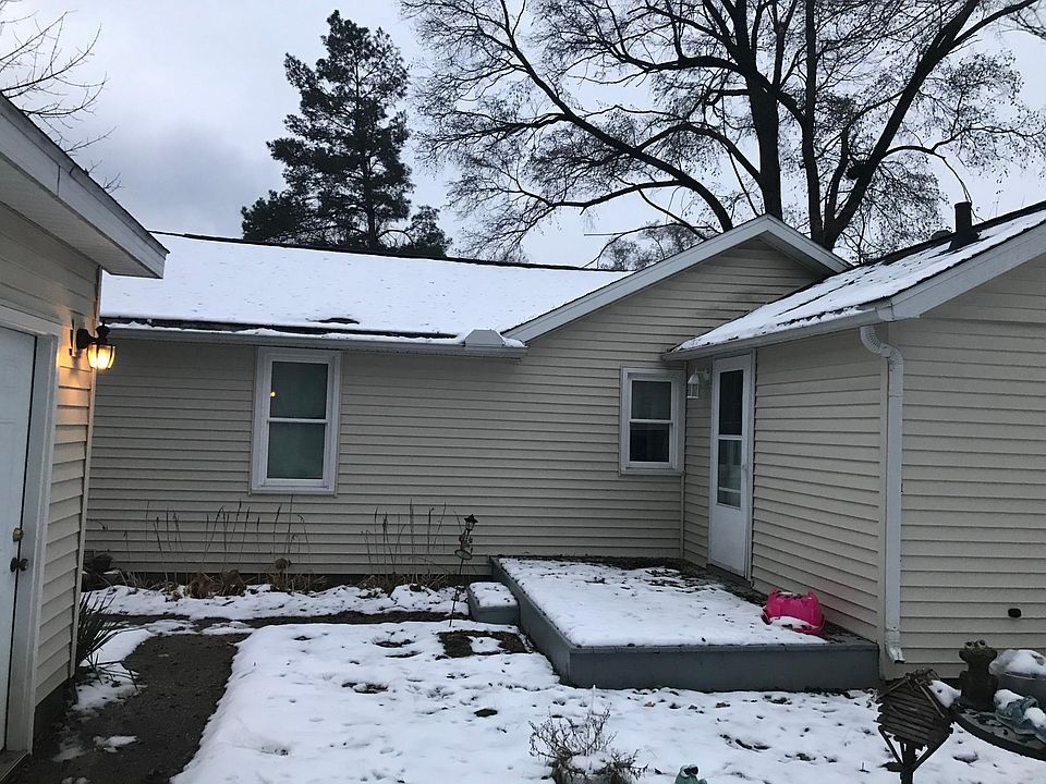 2nd image of 1406 Lincoln St