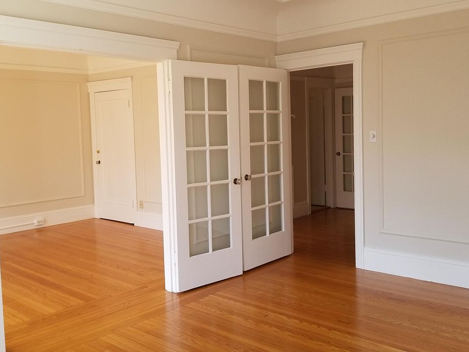 1st image of 130 Lake St #8