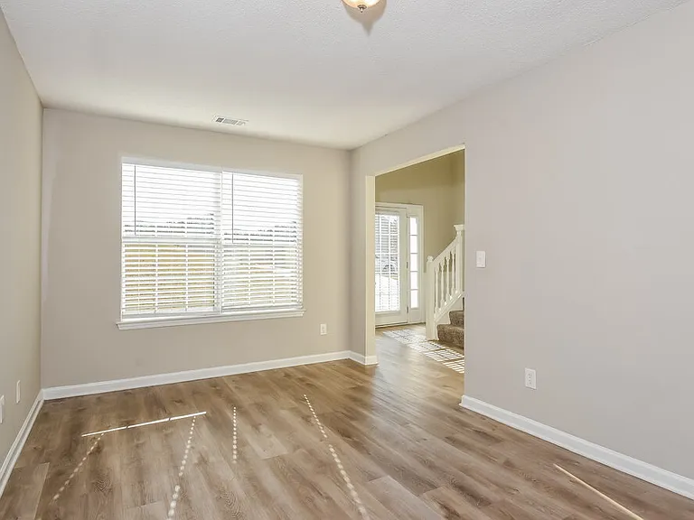 6964 Foxmoor Way — Photo 8