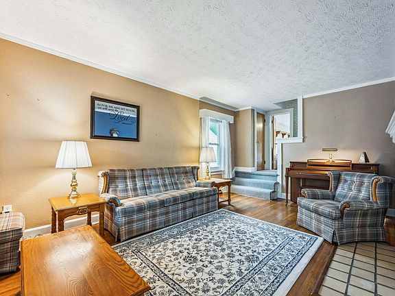 5th image of 103 Parkview Ave