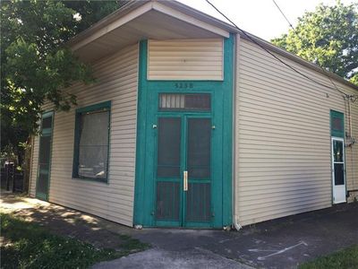 5238 Laurel St, New Orleans, LA, 70115
