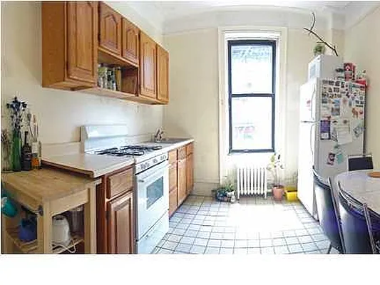 Sold by Ann Ferguson, LLC | media 24