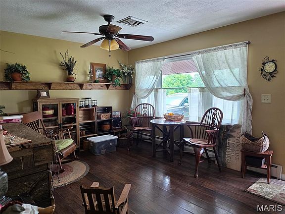 4th image of 123 Patterson Dr
