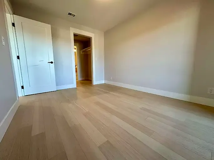 22265 Dewdney Trunk Rd #407 — Photo 10