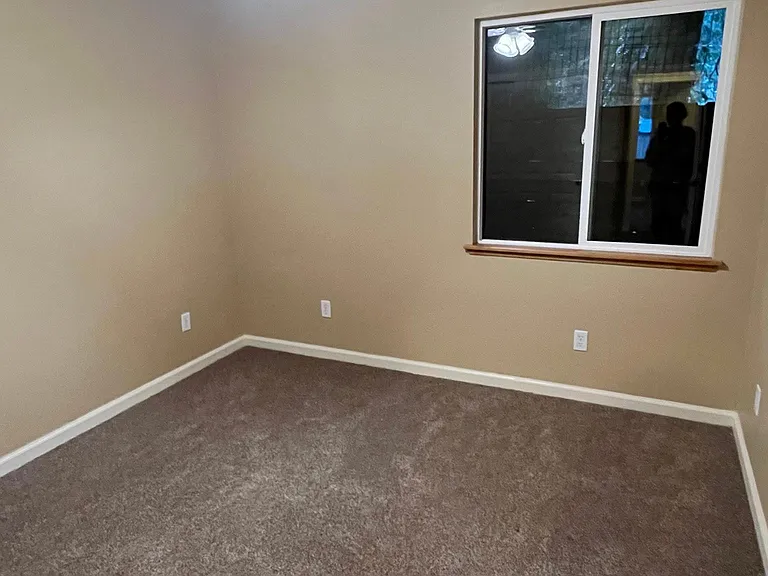 6322 Pine St #1 — Photo 7