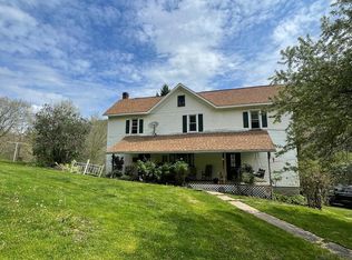 119 Comps Rd, Fairhope, PA 15538