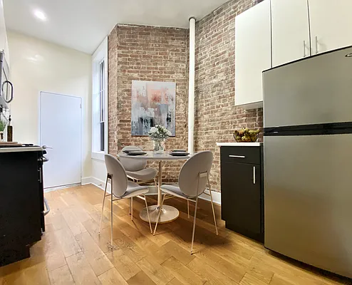 Rented by Voro NYC | media 2