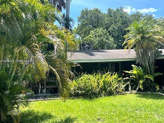 3rd image of 2913 Riverland Rd
