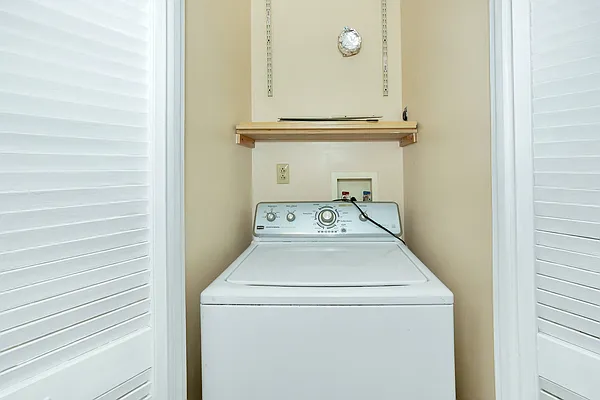 Sold by Trebach Realty | media 29