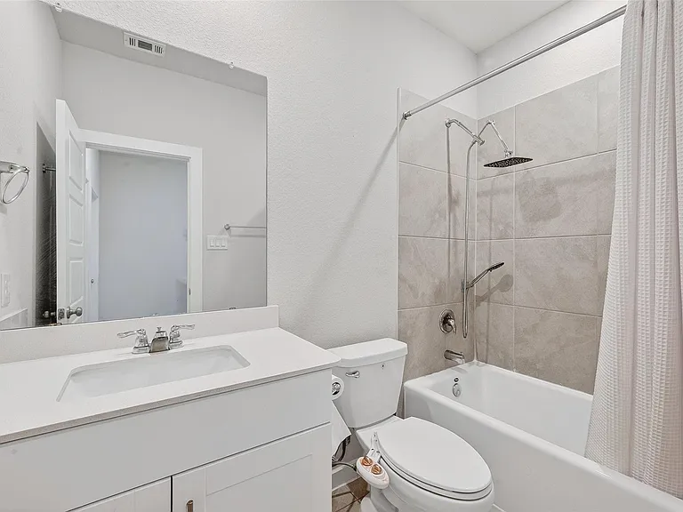 14839 Slow River Ave — Photo 33