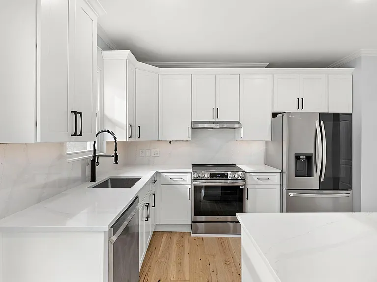276 Broad Ave #2 — Photo 6