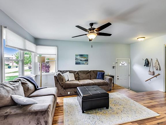 3rd image of 1331 S Highland Ave