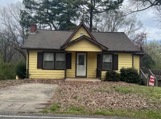 109 N Academy St, Mooresboro, NC 28114