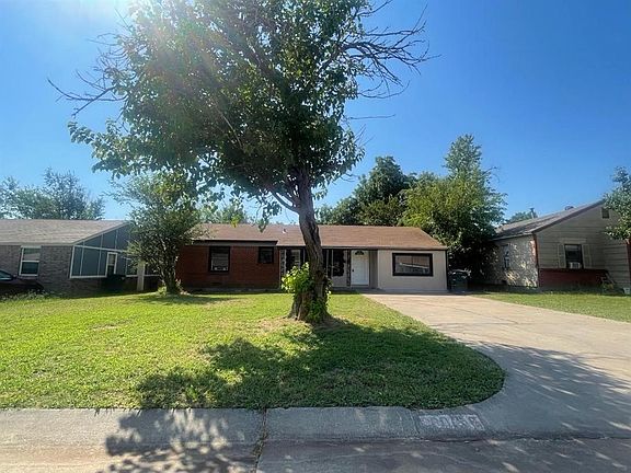 3rd image of 3804 SE 24th St