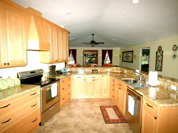 1055 Sorrento Woods Blvd, Nokomis, FL 34275