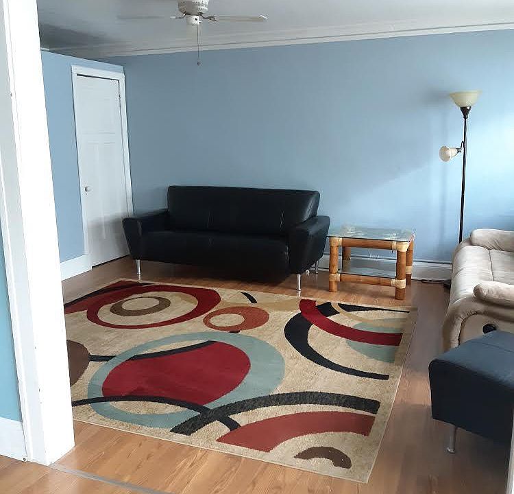 1st image of 4427 N Oakland Ave