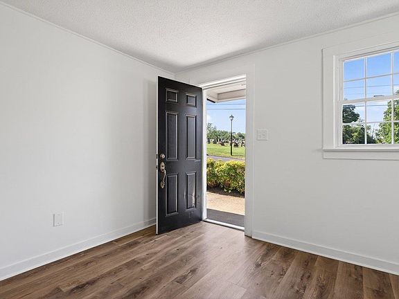 5th image of 306 Kelley St