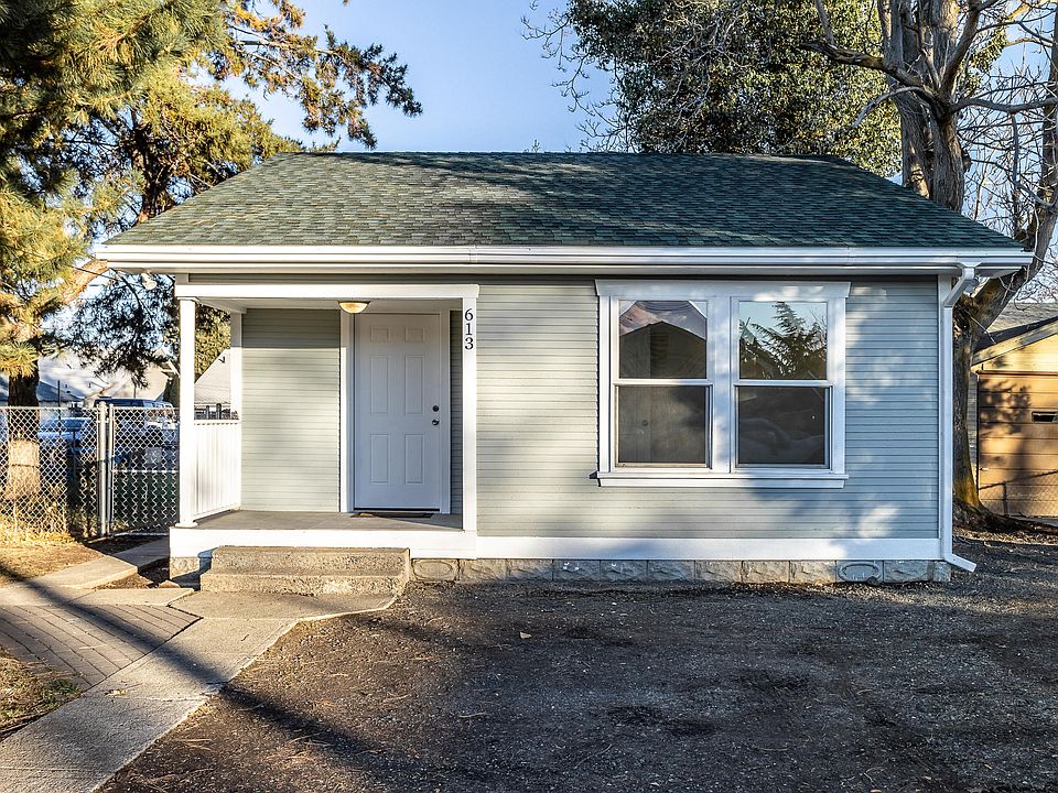 1st image of 613 Cornell Ave