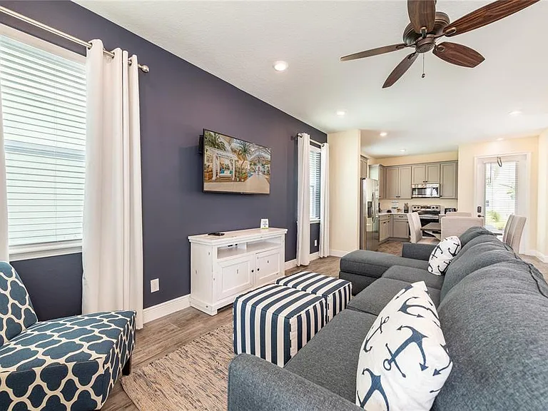 2952 Salted Rim Rd — Photo 2