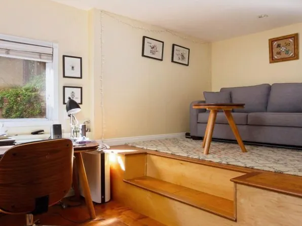 (undisclosed Address), Ventura, CA 93001