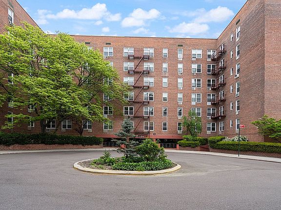 2nd image of 66-01 Burns St #1F