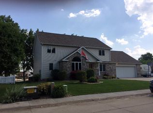 1803 Bass Rd, Grand Island, NE 68801