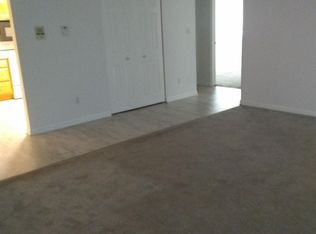 2474 N Florian Ave #11, Decatur, IL 62526