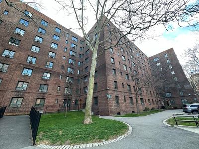 2220 E Tremont Avenue #MG, Bronx, NY, 10462