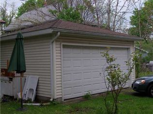 19-21 Carthage Dr, Rochester, NY 14621