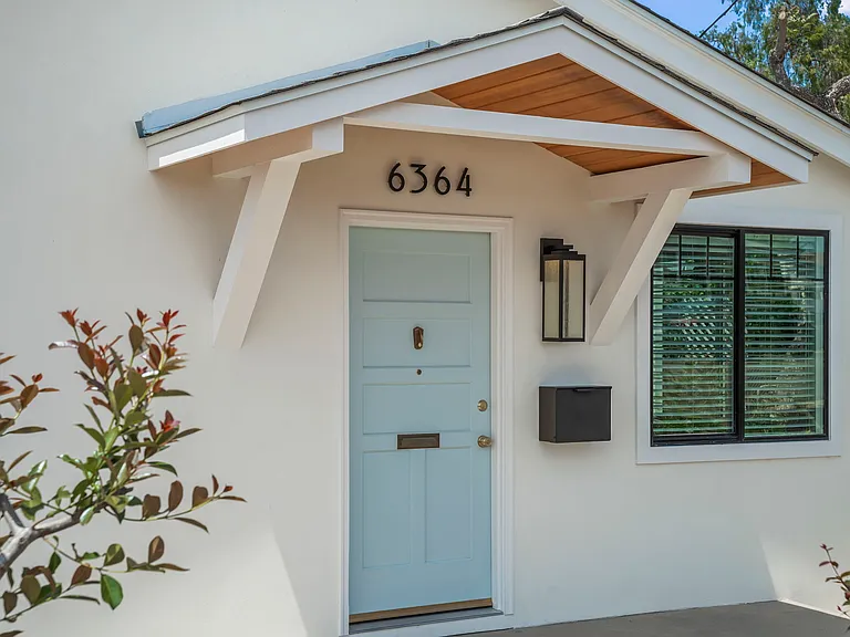 6364 Osler St — Photo 30