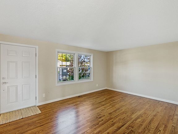 3rd image of 14102 E Mallon Ave