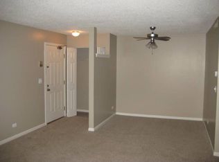 1670 Brookdale Rd APT 14, Naperville, IL 60563