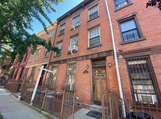 154 18th St, Brooklyn, NY 11215