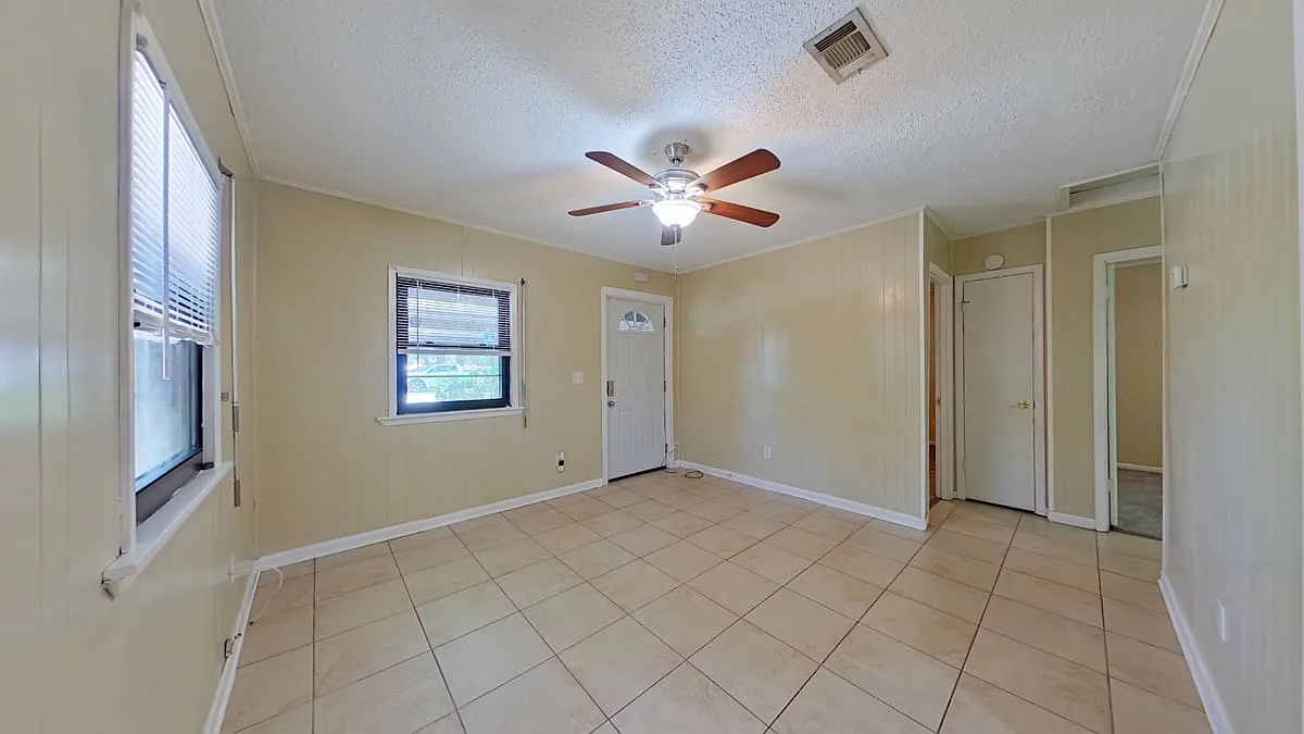 511 Fir Avenue — Photo 4