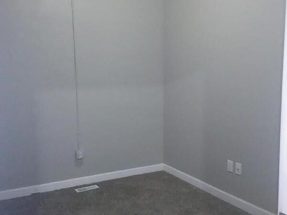 5th image of 427 Brady St #1