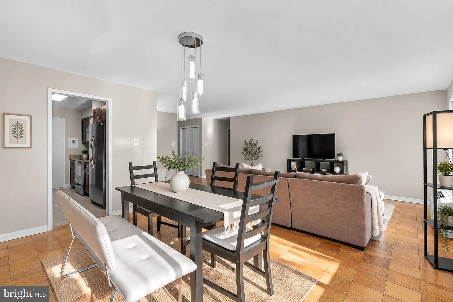 Shoreham North Condominium — Photo 4