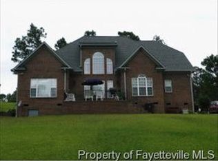 469 Shawcroft Rd, Fayetteville, NC 28311