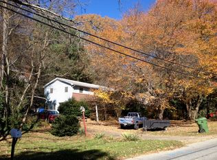 371 Sand Hill Rd, Asheville, NC 28806