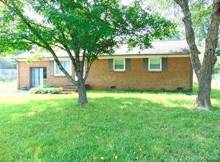 1200 Stallings Rd, Matthews, NC 28104