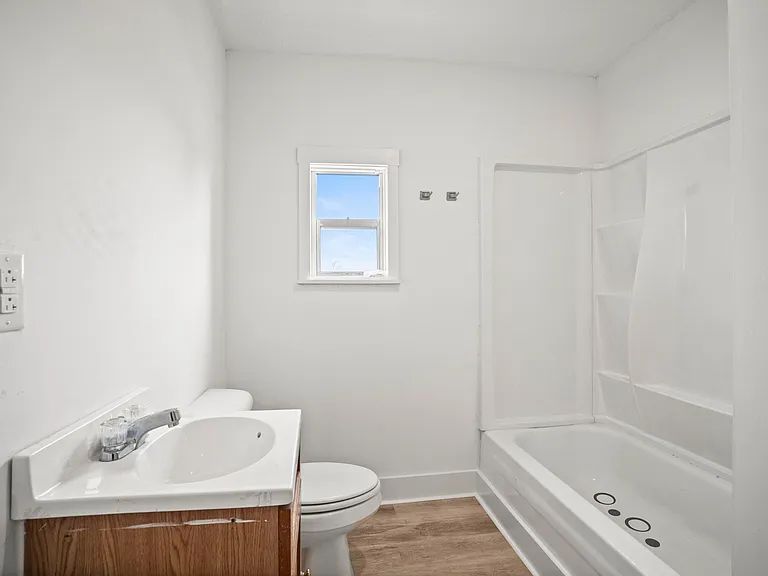 7230 Highway 49 E — Photo 16