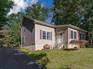 135 Hilltop Terrace Rd, Staunton, VA 24401