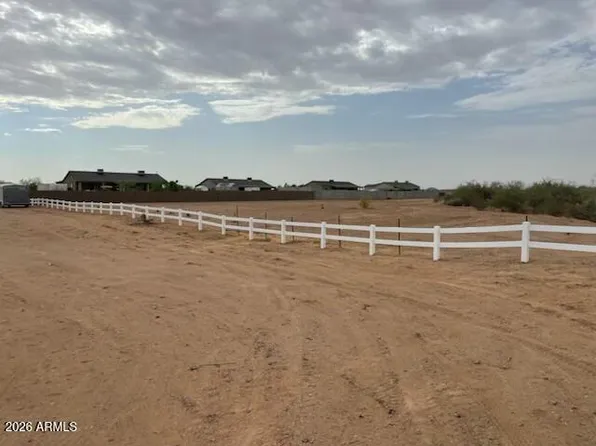 22218 W DIXILETA Drive #-, Wittmann, AZ 85361