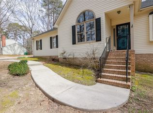 13431 Lora Lynn Rd, Chester, VA 23831