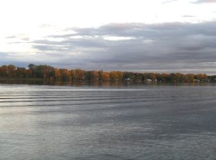 229 Poor Farm Rd, Alburgh, VT 05440